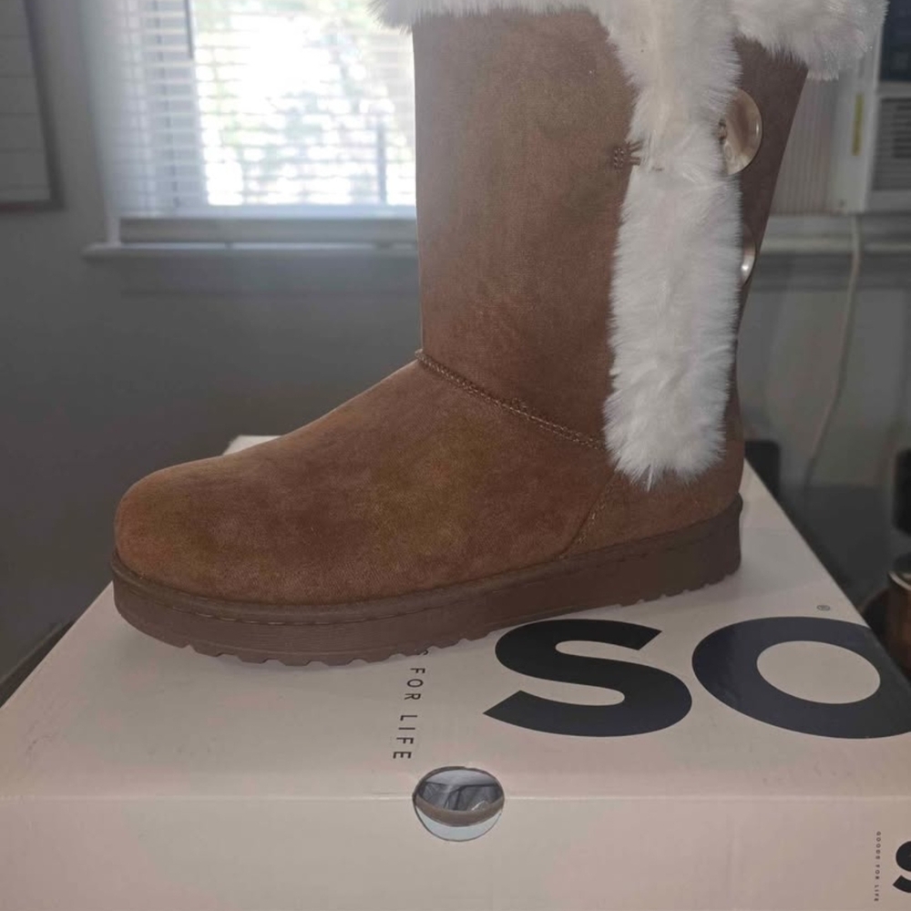 Womens Boots